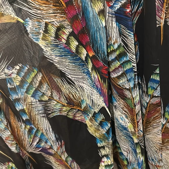 Multicolor Feather Print Maxi Flowy Dress - Picture 3 of 10